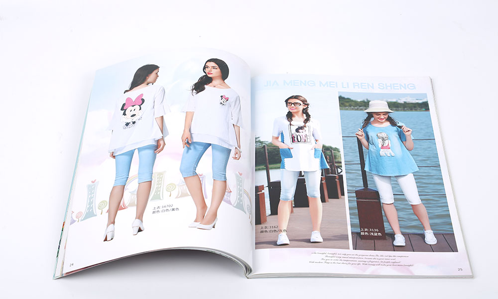 現(xiàn)在做畫冊設(shè)計效果圖